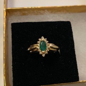 14k gold emerald ring